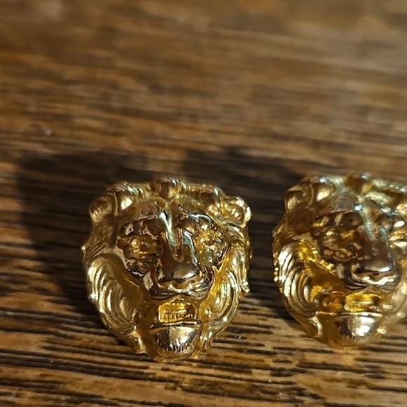 Gold Lion Head Earrings - Picture 3 of 3